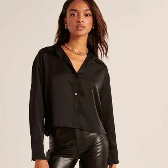 Abercrombie & Fitch Tops - Abercrombie & Fitch 90s Cropped Satin Shirt L